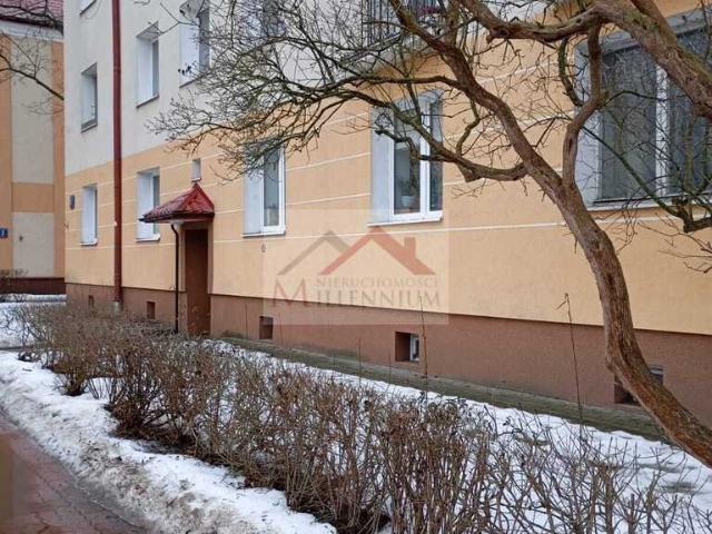 3 pokojowe mieszkanie do remontu, 61 m², Ursus polecam!