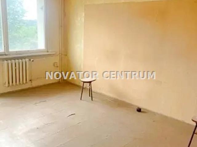 Polecam funkcjonalne 3 pokojowe mieszkanie do remontu z balkonem i piwnicą
