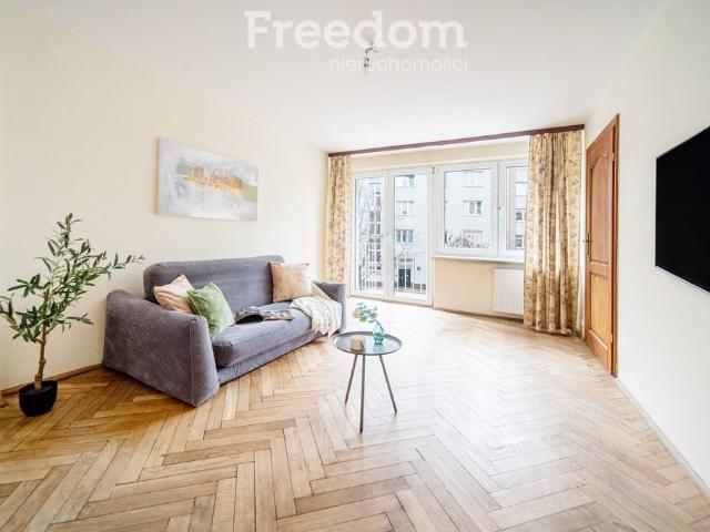 3 pokojowe mieszkanie na Ochocie z balkonem polecam!