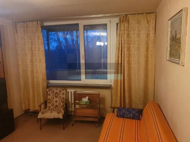 3 pokojowe mieszkanie na Woli 50 m² z potencjałem do remontu