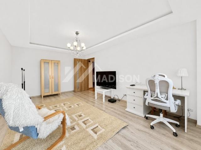3 pokojowe mieszkanie po remoncie z balkonem, widokiem i świetną komunikacją