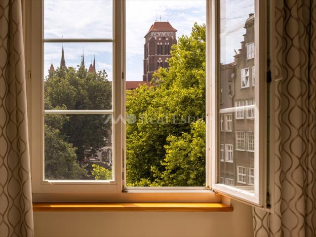 3 pokojowe mieszkanie z widokiem na Bazylikę polecam