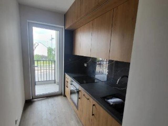 3 pokojowe mieszkanie z balkonem 22,7 m² w Warszawie polecam!