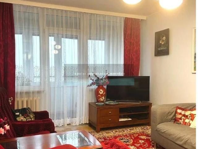3 pokojowe mieszkanie z balkonem i komórką na Mokotowie