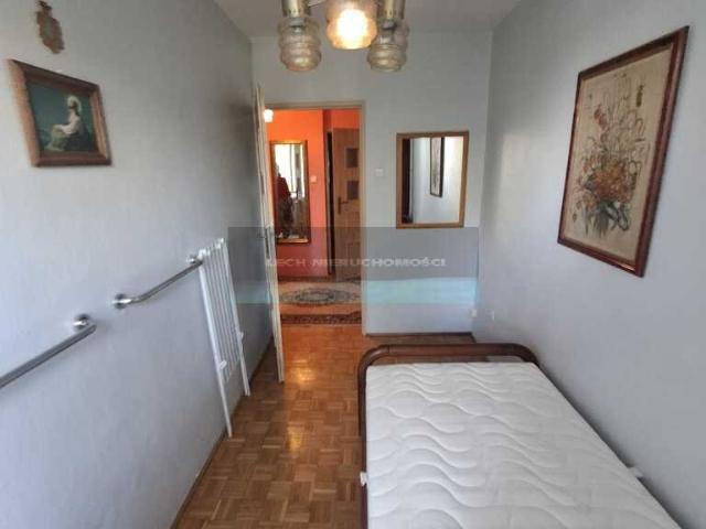 3 pokojowe mieszkanie z balkonem i piwnicą w Ursusie