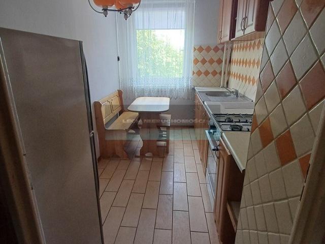 Polecam 3 pokojowe mieszkanie z balkonem i piwnicą na Bemowie
