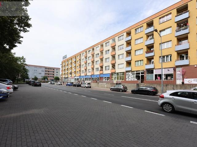 3 pokoje z balkonem i widokiem na zieleń w centrum Piły
