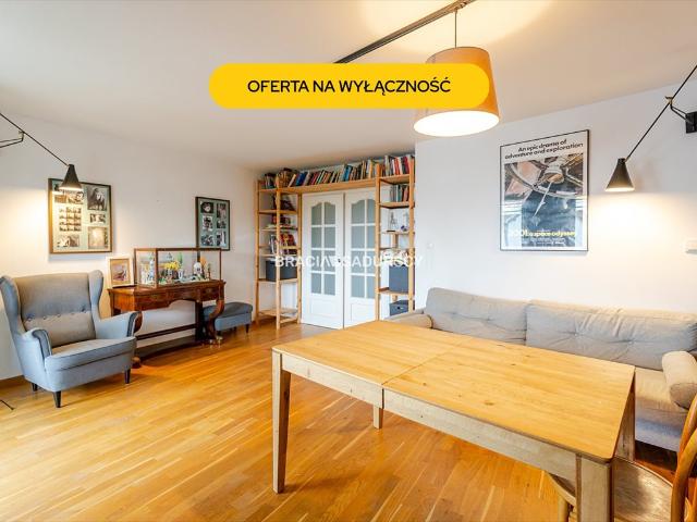 3 pokojowe mieszkanie z balkonem i widokiem na zieleń