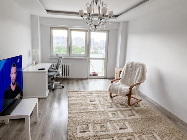 3 pokojowe mieszkanie z balkonem na Bielanach, 51 m2