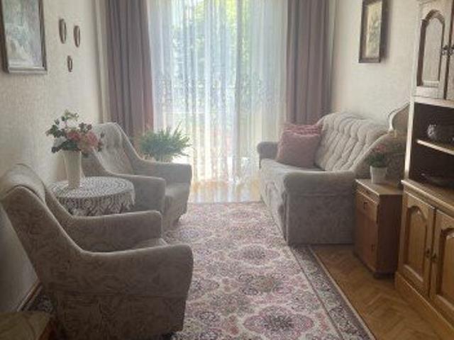 3 pokojowe mieszkanie z balkonem na Ochocie