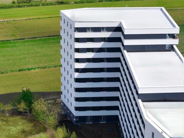 3 pokojowe mieszkanie z loggią i południową ekspozycją