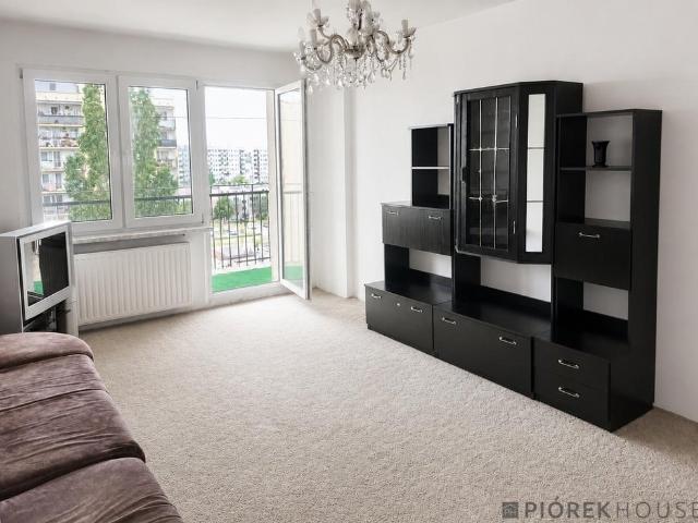 3 pokojowe mieszkanie z loggią na Bemowie 64 m²