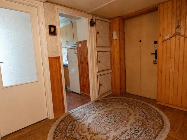 Sprzedam 3 pokojowe mieszkanie 52 m² z potencjałem, blisko Pola Mokotowskiego