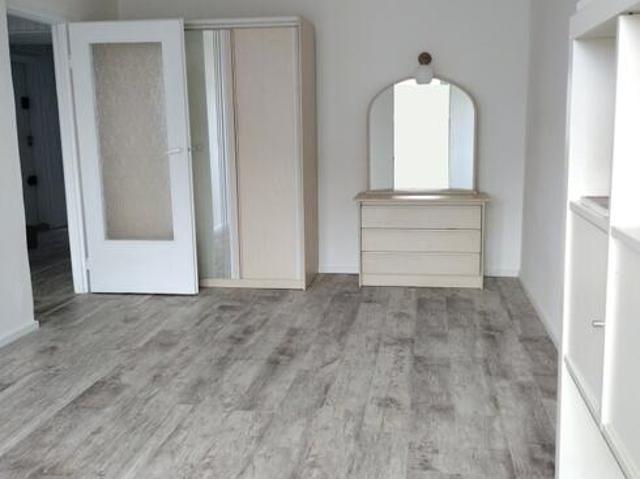3 pokojowe po remoncie z balkonem Przemyka 10