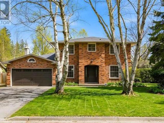 3 Postans Path, Hamilton, ON, L9G 3P8 house for sale | Listing ID X12950 | Royal LePage