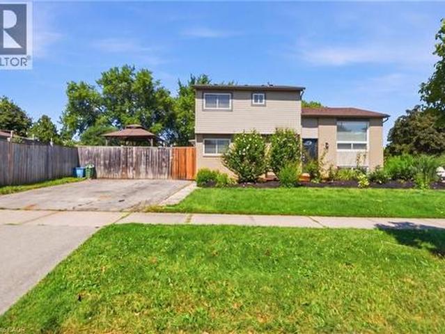 3 Prideaux Street, Stoney Creek, ON, L8J 1C9 house for sale | Listing ID 40849 | Royal LePage