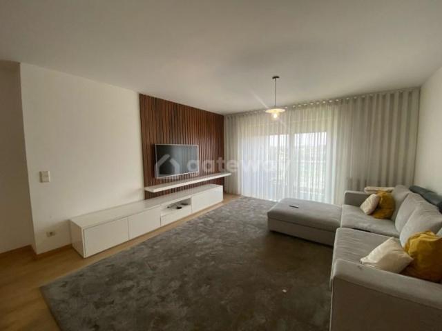 3 quarto, Trofa Trofa 102858992