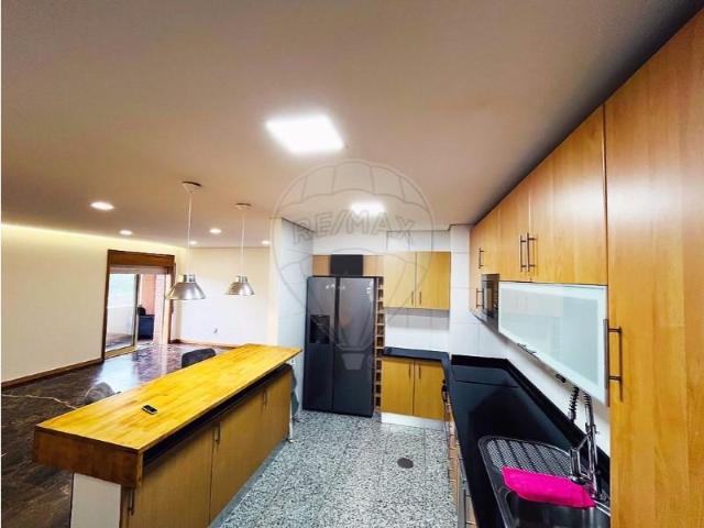 3 quarto, Trofa Trofa 104989847