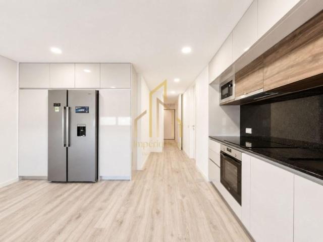 3 quarto, Vila Nova de Famalicão Vila Nova de Famalicão 102066743