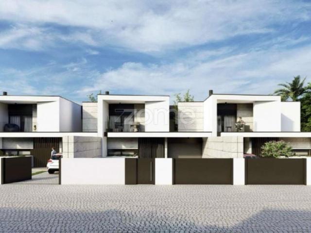 3 quarto, Vila Nova de Famalicão Vila Nova de Famalicão 96937230