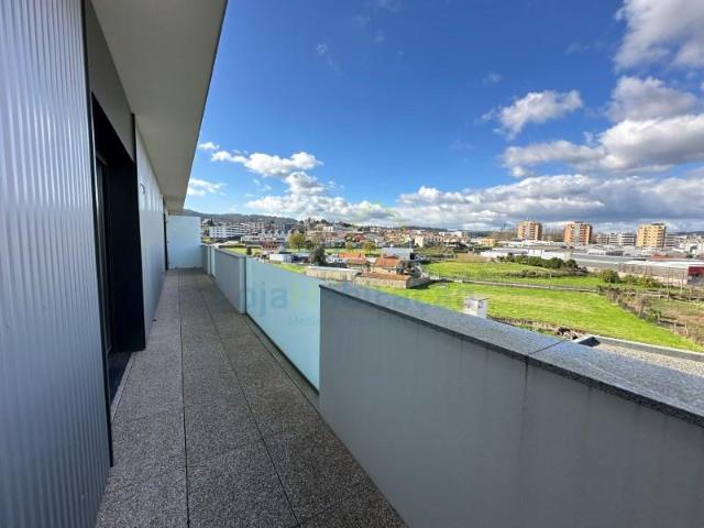 3 quarto, Vila Nova de Famalicão Vila Nova de Famalicão 99885801