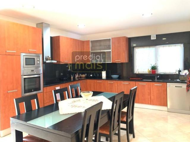 3 quarto, Vila Nova de Famalicão Vila Nova de Famalicão 99885094
