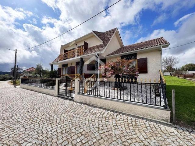 3 quarto, Vila Nova de Paiva Viseu 89896021