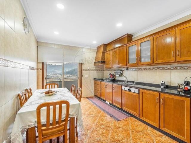 3 quarto, Vizela Braga 99792269