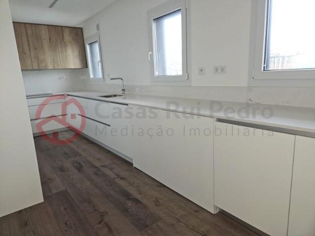 3 quarto, Almada Almada LS98534759