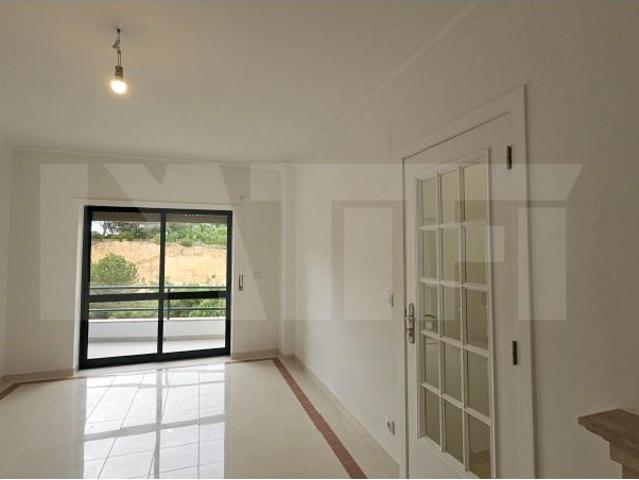 3 quarto, Almada Almada 101309354