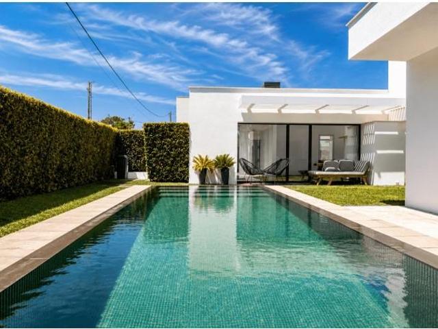 3 quarto, Almada Almada 102441688