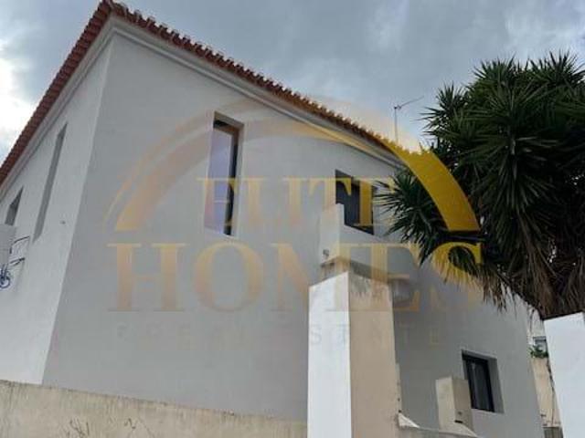 3 quarto, Almada Setúbal 100048356