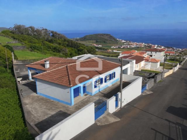 3 quarto, Angra do Heroísmo Ilha Terceira 102952862