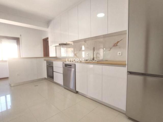 3 quarto, Aveiro Albergaria 3850 102434071