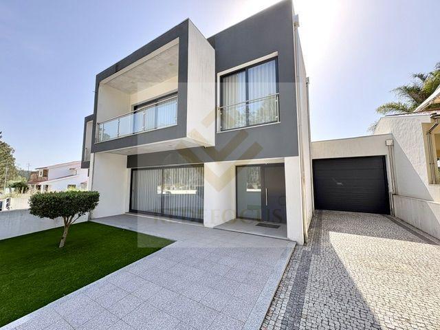 3 quarto, Aveiro Oliveira de Azeméis 3720 103424332