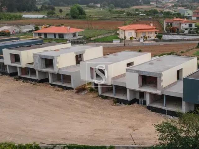 3 quarto, Braga Barcelos 103504182