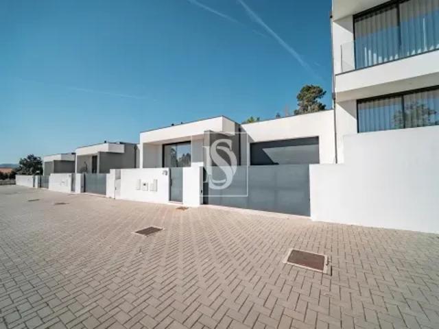 3 quarto, Braga Barcelos 103517266