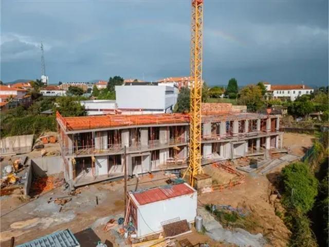 3 quarto, Braga Barcelos 103598060