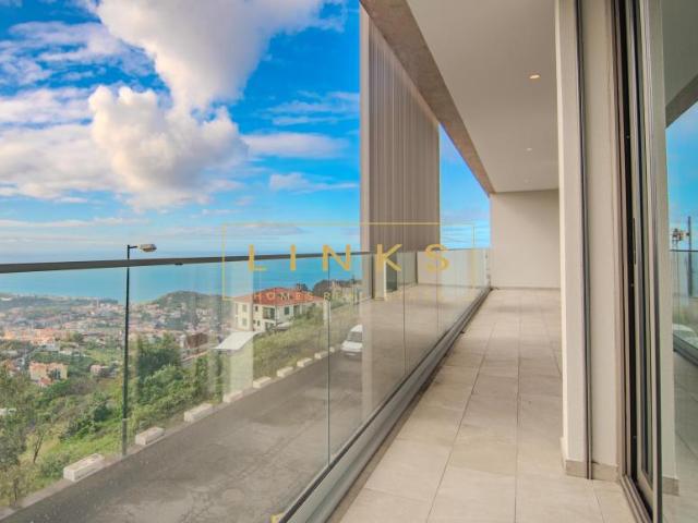 3 quarto, Câmara de Lobos Ilha da Madeira LS97162052