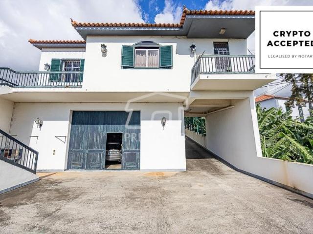 3 quarto, Câmara de Lobos Ilha da Madeira LS98509702