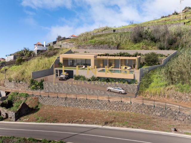 3 quarto, Calheta Ilha da Madeira LS96887566