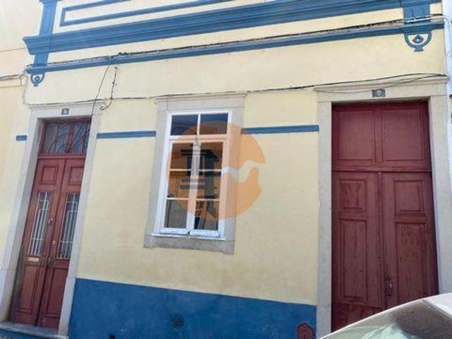 3 quarto, Faro Faro LS82040090