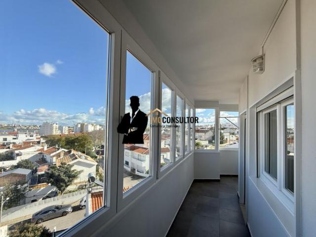 3 quarto, Faro Portimão 8500 LS98286062