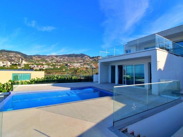 3 quarto, Funchal Ilha da Madeira LS95224805