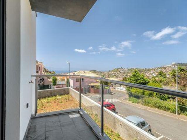 3 quarto, Funchal Ilha da Madeira LS99837767