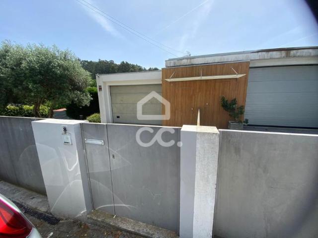 3 quarto, Guimarães Braga 102953004