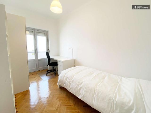 3 quarto, Lisbon Lisbon 1500 328 LS86289192