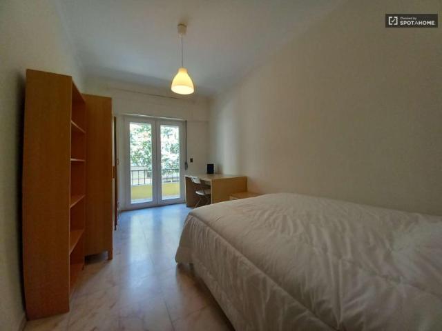 3 quarto, lisbon lisbon 1500 328 101771179