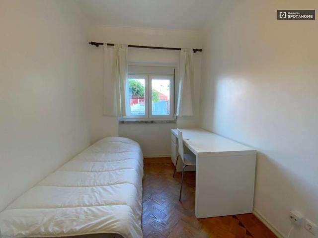 3 quarto, lisbon lisbon 1500 331 101814559