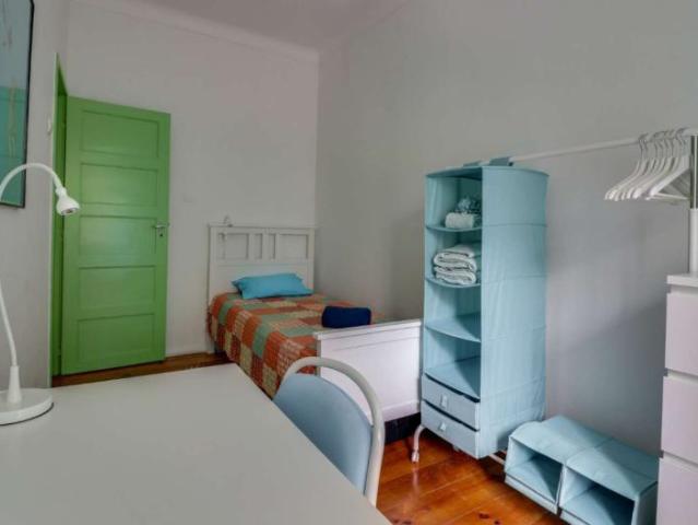 3 quarto, lisbon lisbon 1700 162 101671946